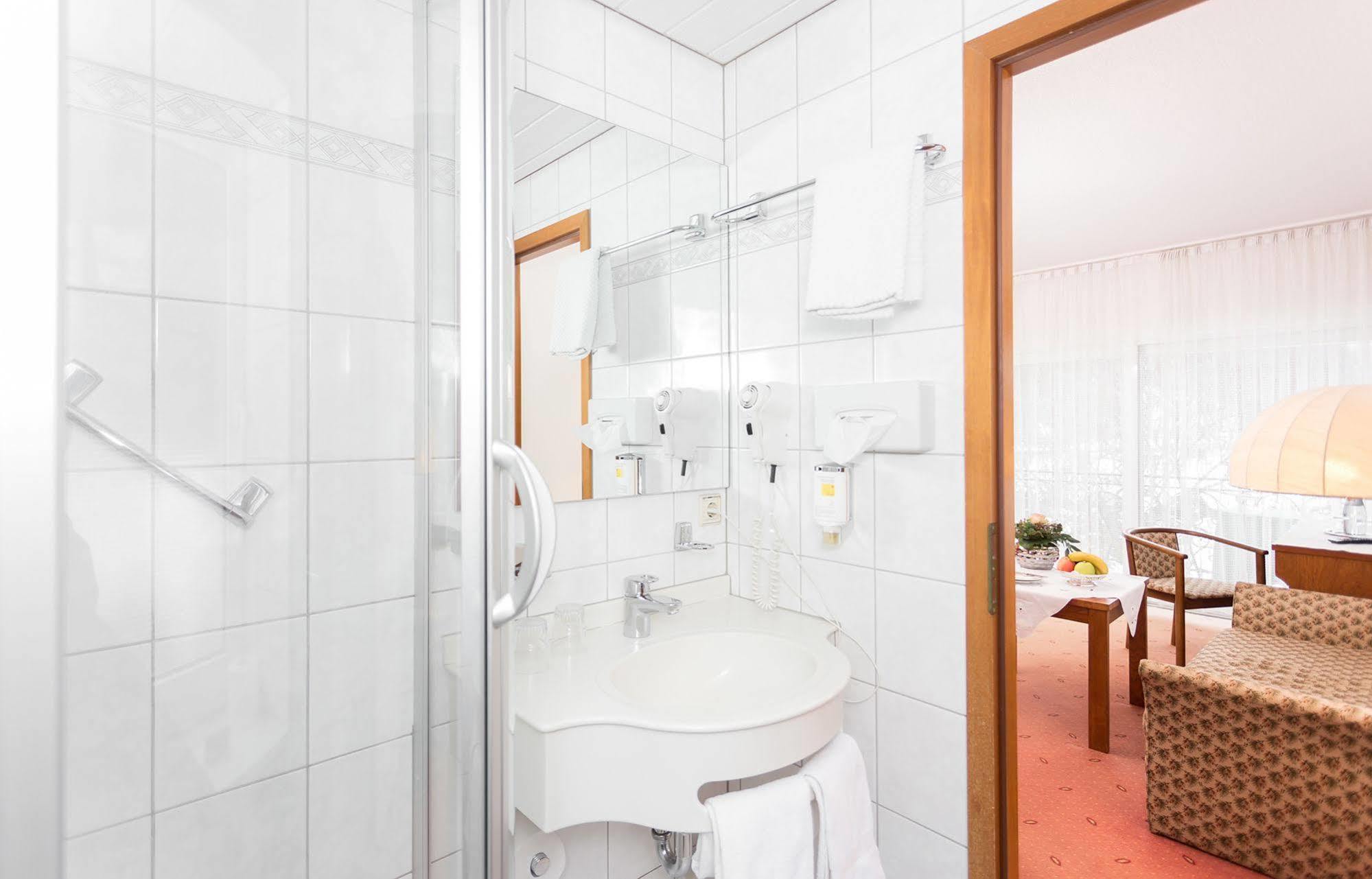 Hotel Pfaelzer Wald Bad Bergzabern Εξωτερικό φωτογραφία